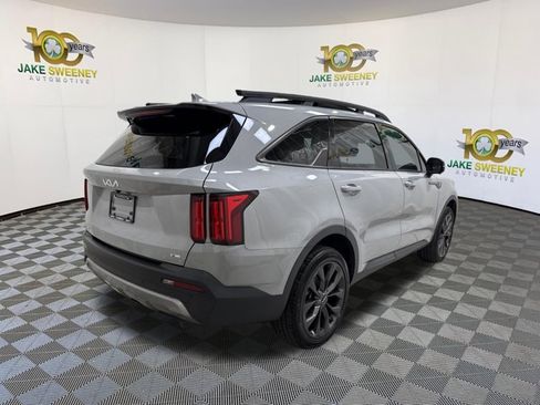 Used 2023 Kia Sorento SX Prestige AWD/4WD image 10