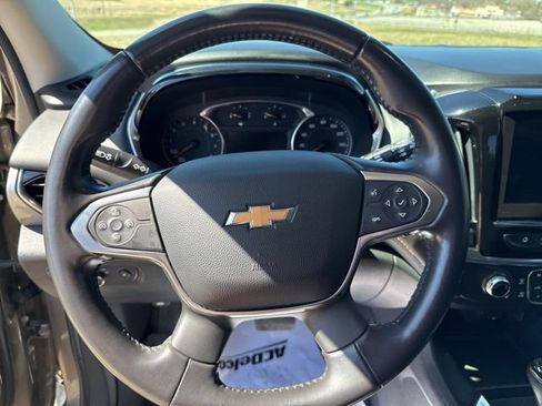Used 2020 Chevrolet Traverse LT w/ LPO, Floor Liner Package AWD/4WD image 27