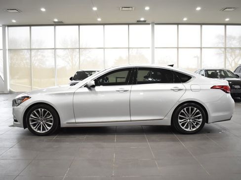 Used 2016 Hyundai Genesis 3.8 w/ Option Group 04 image 10