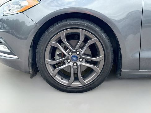 Used 2018 Ford Fusion SE w/ Equipment Group 601A FWD image 33