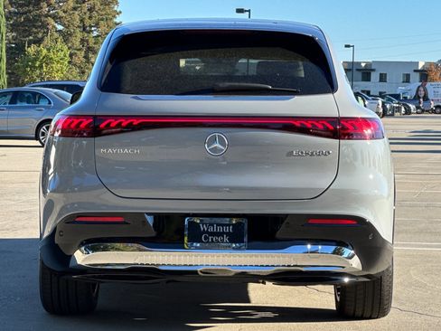 New 2025 Mercedes-Benz Maybach EQS 680 4MATIC image 8