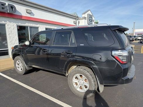 Used 2014 Toyota 4Runner SR5 Premium image 15