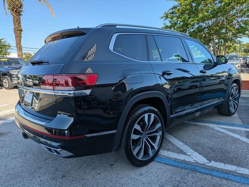 Used 2022 Volkswagen Atlas SEL Premium image 6