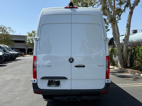 New 2026 Mercedes-Benz Sprinter 2500 image 11