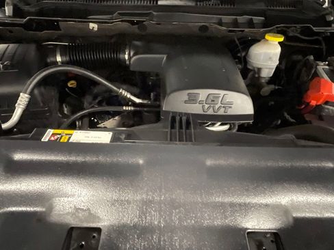 Used 2020 RAM 1500 Classic Warlock image 35