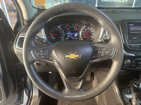 Used 2021 Chevrolet Equinox LT image 21