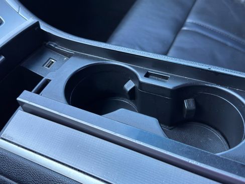 Used 2017 Lincoln MKZ Reserve w/ Climate Package image 25