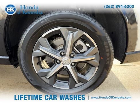 Certified 2025 Honda HR-V EX-L image 9