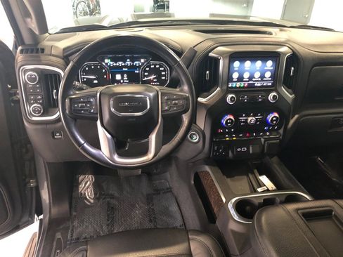 Used 2021 GMC Sierra 1500 Denali w/ Driver Alert Package II image 9