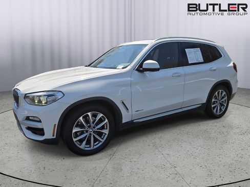 Used 2018 BMW X3 xDrive30i image 1