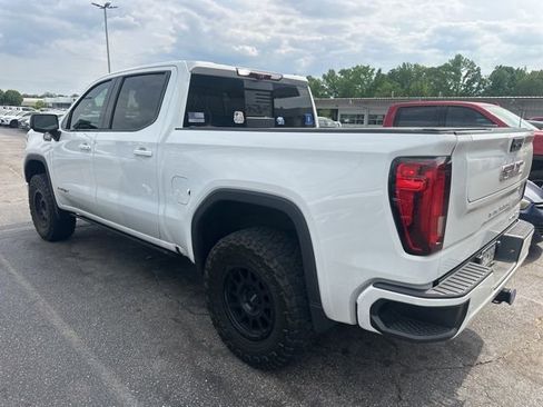Used 2023 GMC Sierra 1500 AT4X image 12