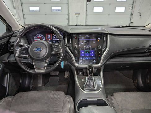 Used 2022 Subaru Outback Premium image 17