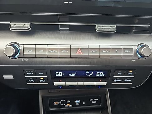 New 2026 Hyundai Kona SEL Premium AWD/4WD image 18