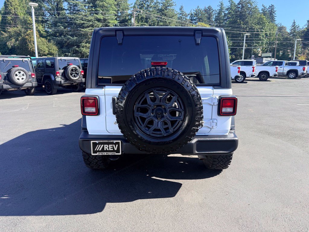 Used 2018 Jeep Wrangler Unlimited Sport w/ Technology Group AWD/4WD image 4