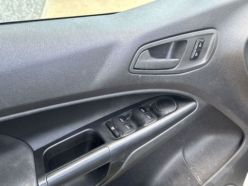 Used 2017 Ford Transit Connect XL FWD image 4