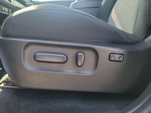 Used 2023 Toyota Tacoma TRD Sport AWD/4WD image 16