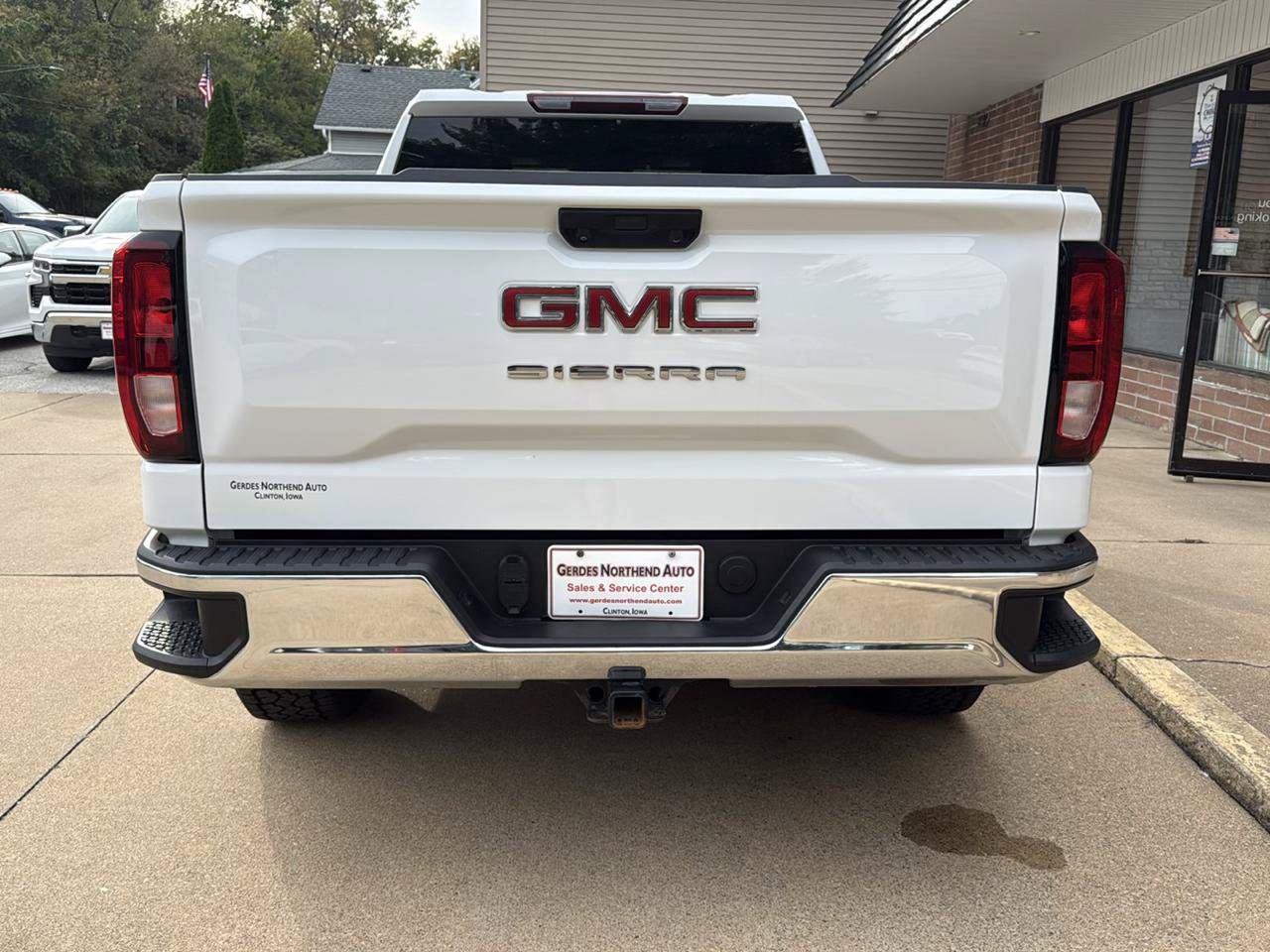 Used 2024 GMC Sierra 1500 Pro w/ Pro Value Package AWD/4WD image 28