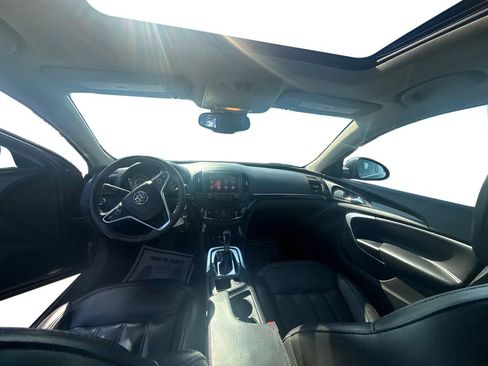 Used 2016 Buick Regal FWD image 9