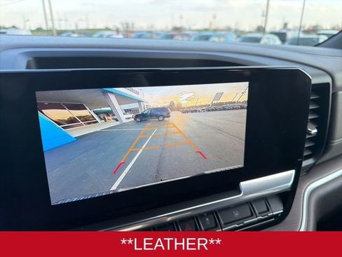 Used 2022 GMC Sierra 1500 SLT image 19