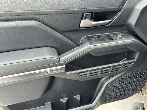 New 2026 Toyota Tacoma TRD Off-Road AWD/4WD image 18
