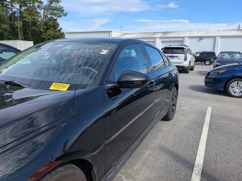 Used 2025 Honda Accord SE image 4