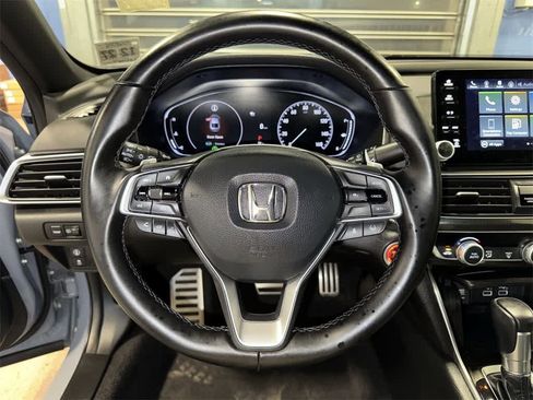 Used 2022 Honda Accord Sport image 18