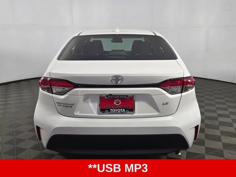 Used 2026 Toyota Corolla LE FWD image 7