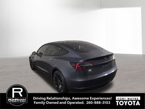 Used 2022 Tesla Model 3 Performance image 9