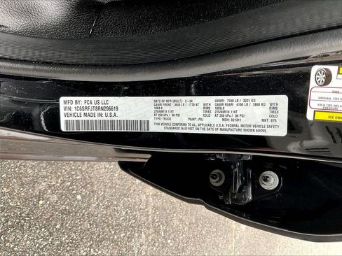 Used 2024 RAM 1500 Laramie image 31