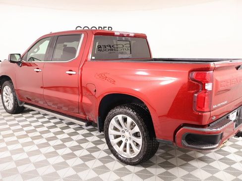 Used 2022 Chevrolet Silverado 1500 High Country w/ Technology Package image 23