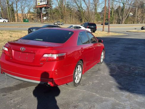 Used 2007 Toyota Camry SE FWD image 5