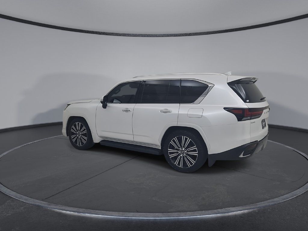 Used 2024 Lexus LX 600 4WD w/ Luxury Package image 12