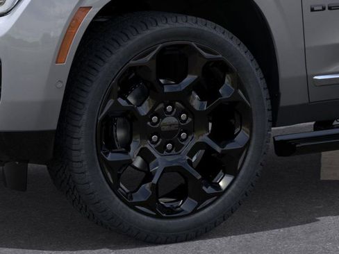New 2026 GMC Yukon XL Denali w/ Denali Reserve Package AWD/4WD image 12
