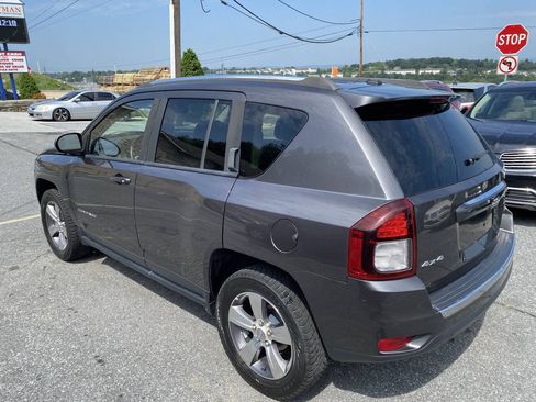Used 2016 Jeep Compass High Altitude AWD/4WD image 7