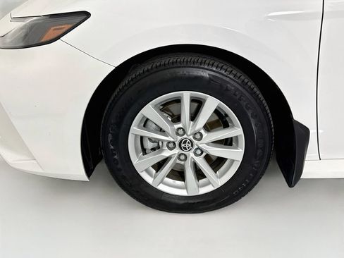 Used 2025 Toyota Camry LE w/ Convenience Package FWD image 30
