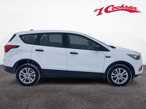 Used 2019 Ford Escape S image 18