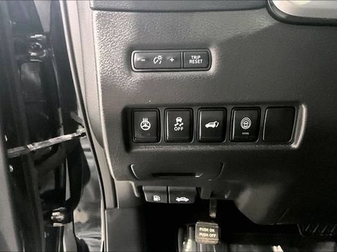 Used 2024 Nissan Murano SV AWD/4WD image 43