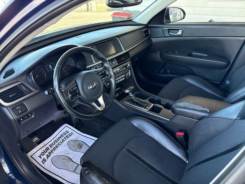 Used 2018 Kia Optima S w/ Pano Sport Package image 18
