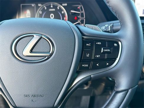 New 2025 Lexus ES 350 Ultra Luxury image 37