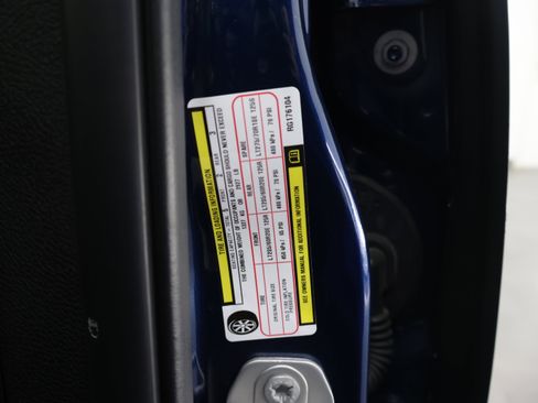 Used 2024 RAM 2500 Big Horn w/ Night Edition AWD/4WD image 61