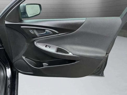 Used 2019 Chevrolet Malibu RS image 48