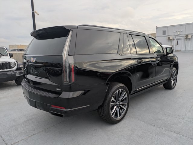 Used 2025 Cadillac Escalade ESV Sport w/ Touring Package RWD image 3