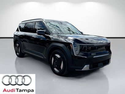 Used 2024 Kia EV9 Wind