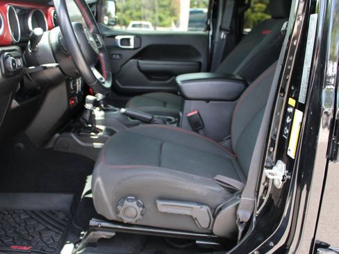 Used 2021 Jeep Wrangler Unlimited Rubicon AWD/4WD image 17