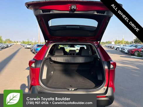 Used 2025 Toyota RAV4 XLE AWD/4WD image 17