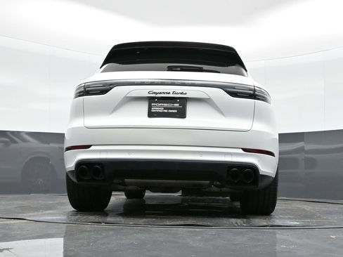 Certified 2022 Porsche Cayenne Turbo image 36