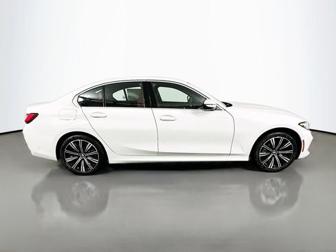 Used 2026 BMW 330i xDrive Sedan w/ Convenience Package AWD/4WD image 4