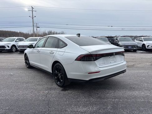 Used 2025 Honda Accord SE image 5