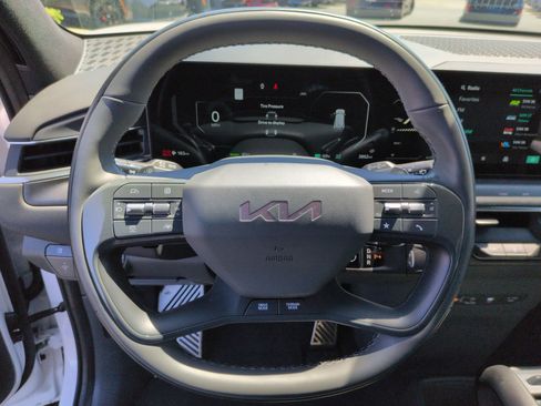 Used 2026 Kia EV9 GT-Line AWD/4WD image 18