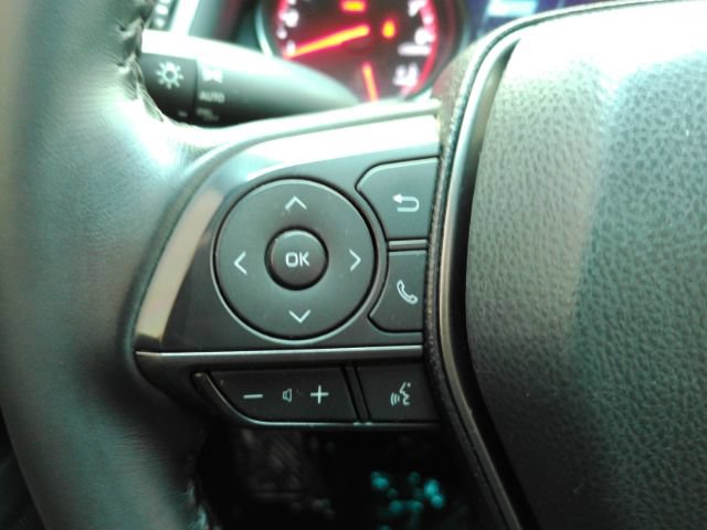 Used 2023 Toyota Camry XSE FWD image 34